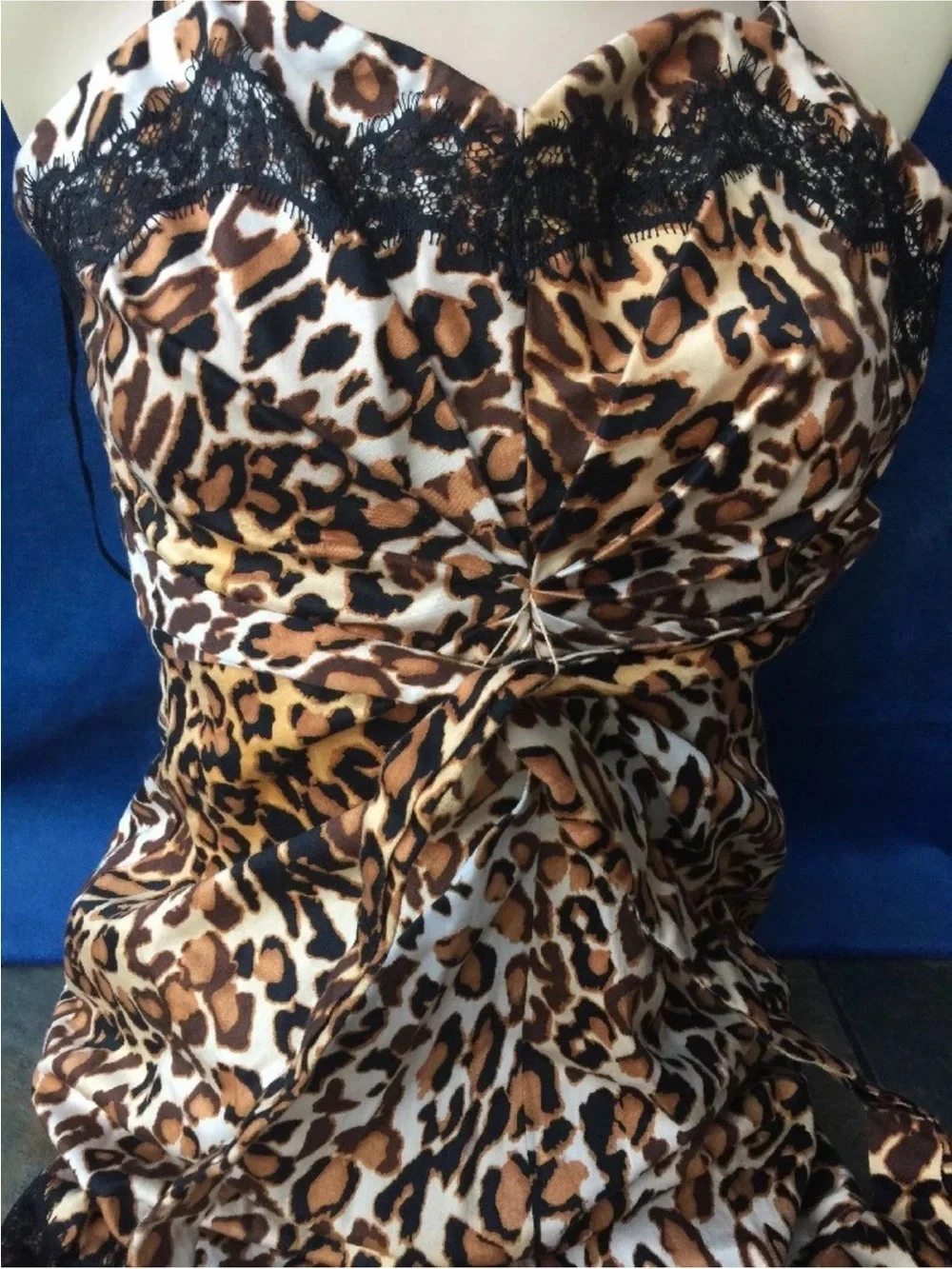 Guess sexy leopard
